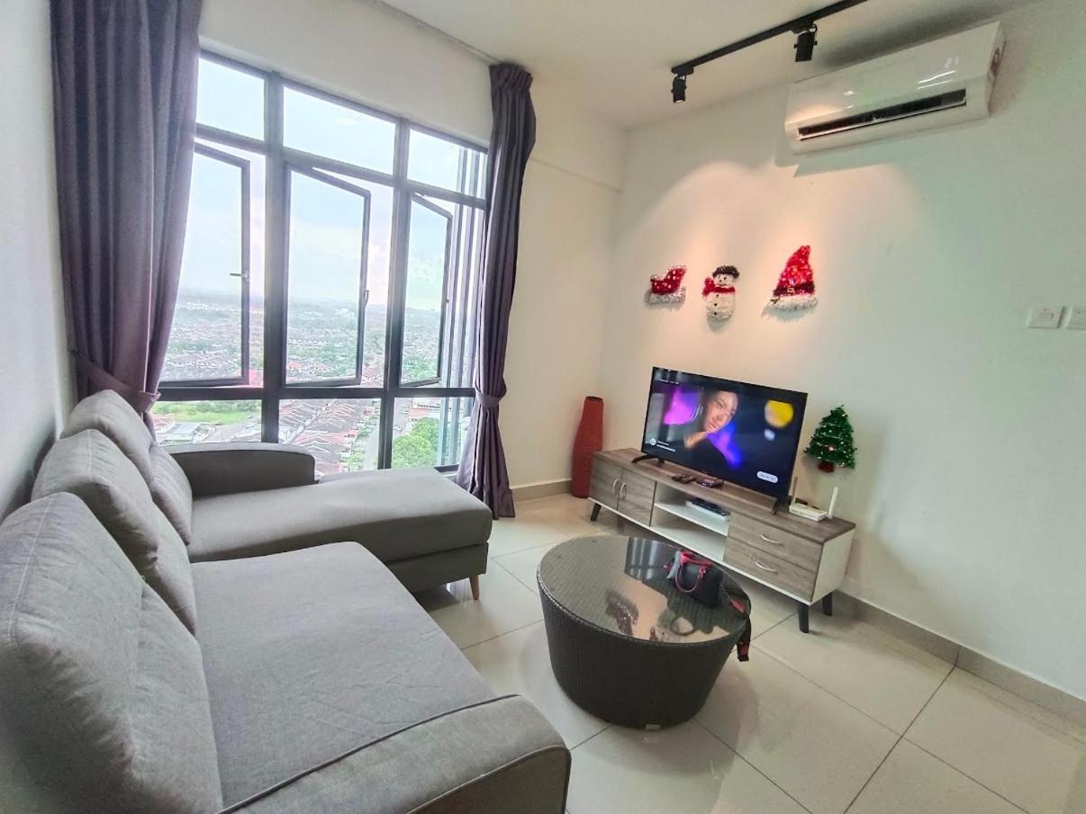 Arc Austin Hill Apartment Джохор-Бару Экстерьер фото
